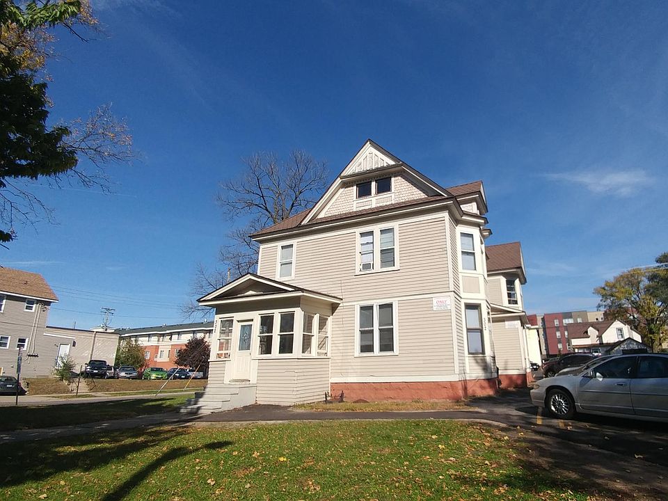 1st image of 302 7th Ave S