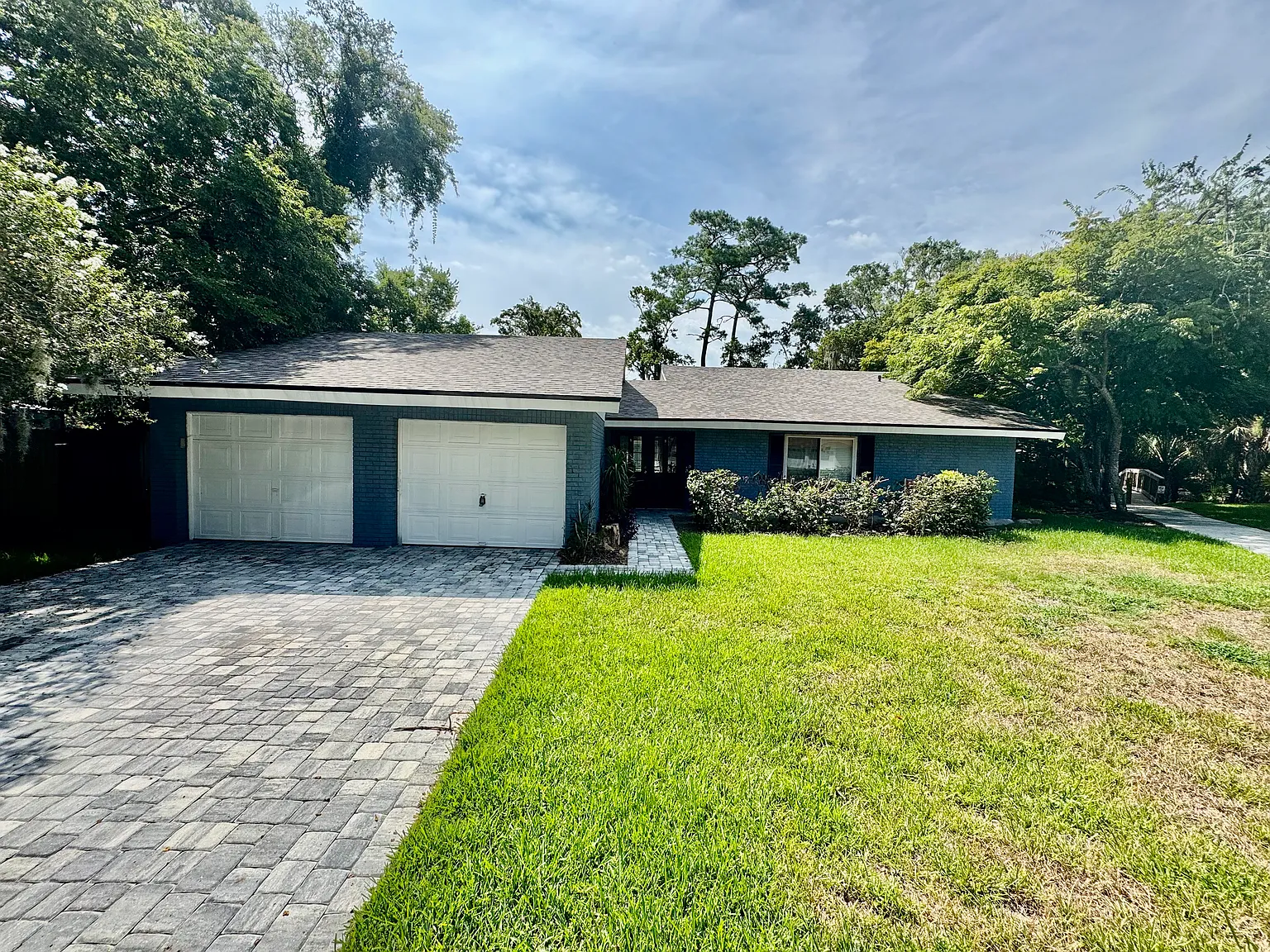4 bed, 1650 sqft, $4,500 — Photo 1