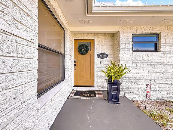 4th image of 2959 Laurel Ct