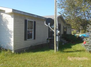 22701 W North County Line Rd, Newaygo, MI 49337