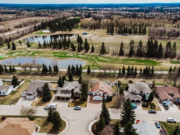 9321 N 61st Ave, Grande Prairie, AB T8W 2E5