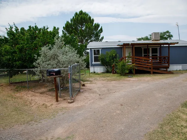 405 Old Mescalero Rd, Tularosa, NM 88352