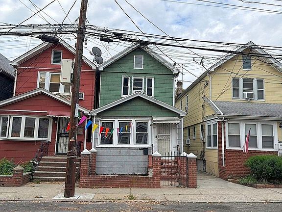 2nd image of 8934 86th St