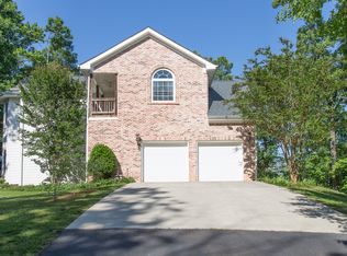 302 Cove Lake Dr, Marble Hill, GA
