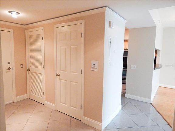 3rd image of 322 E CENTRAL BOULEVARD #1104