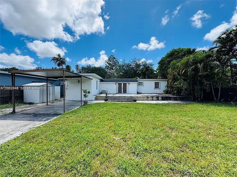 516 La Villa Dr — Photo 13