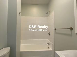 288 Chelsea St APT 3, Boston, MA 02128