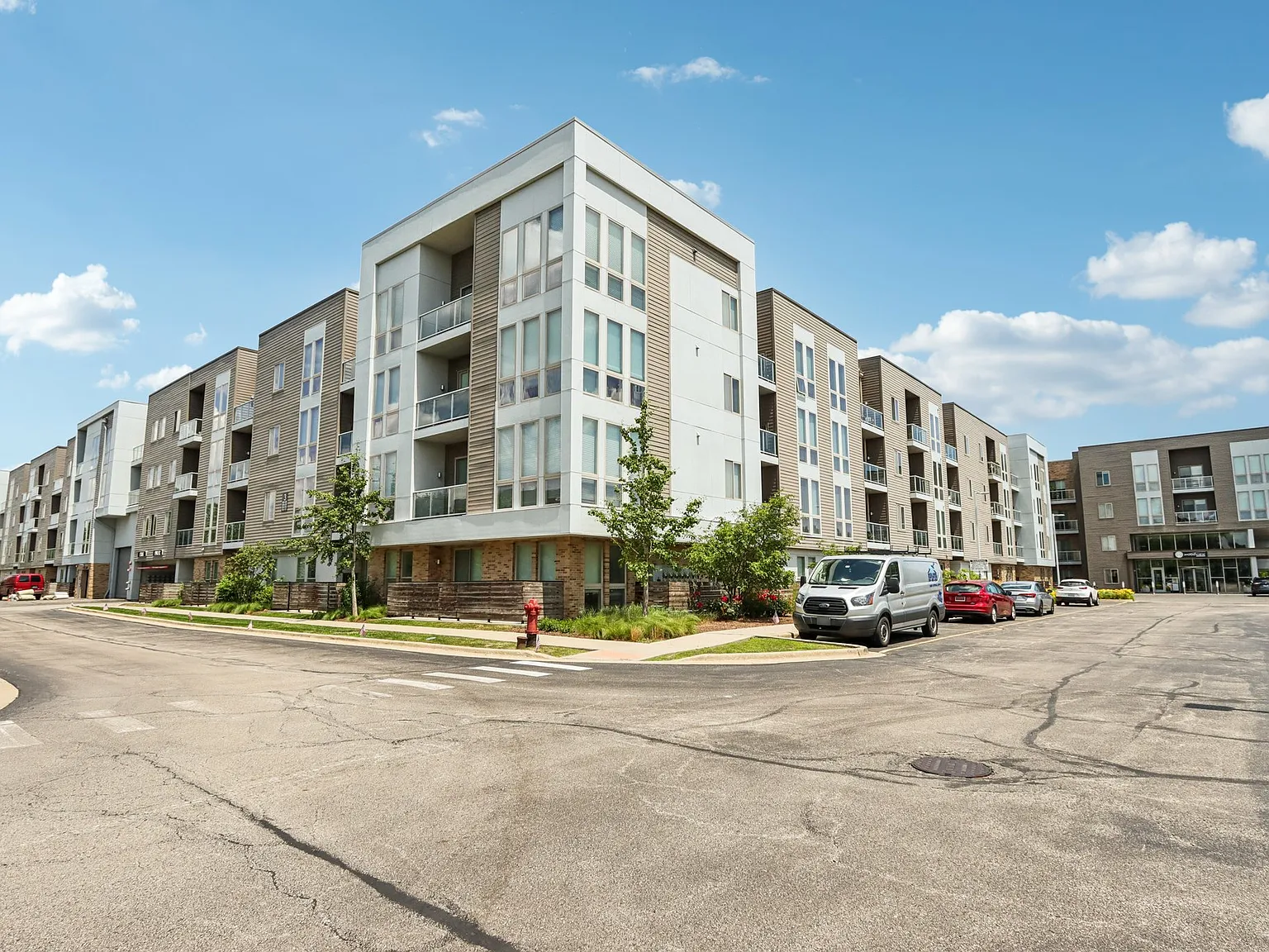 Woodview Apartments — Photo 3