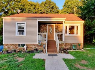 4 Pilgrim Ter, Poughkeepsie, NY 12601