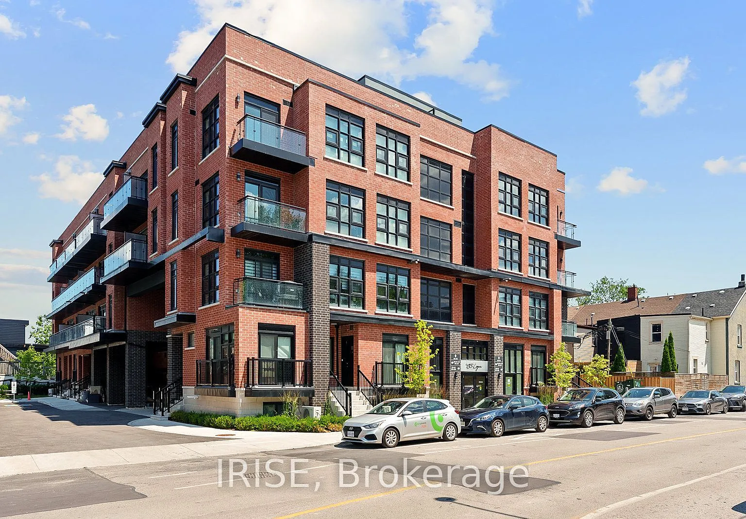 2 bed, $3,349 — Photo 1