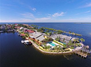 5794 W Shore Dr, New Port Richey, FL 34652