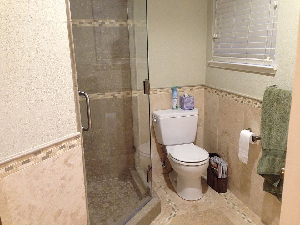 1st image of 365 Forest Ave APT 3B