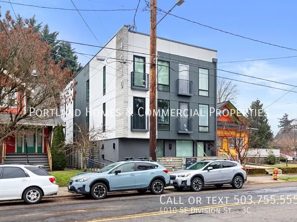 4010 SE Division St APT 3C, Portland, OR 97202