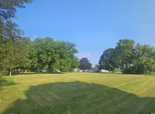 N 320 West Rd, Huntington, IN 46750