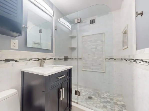 118-17 Union Turnpike image 34 of 49