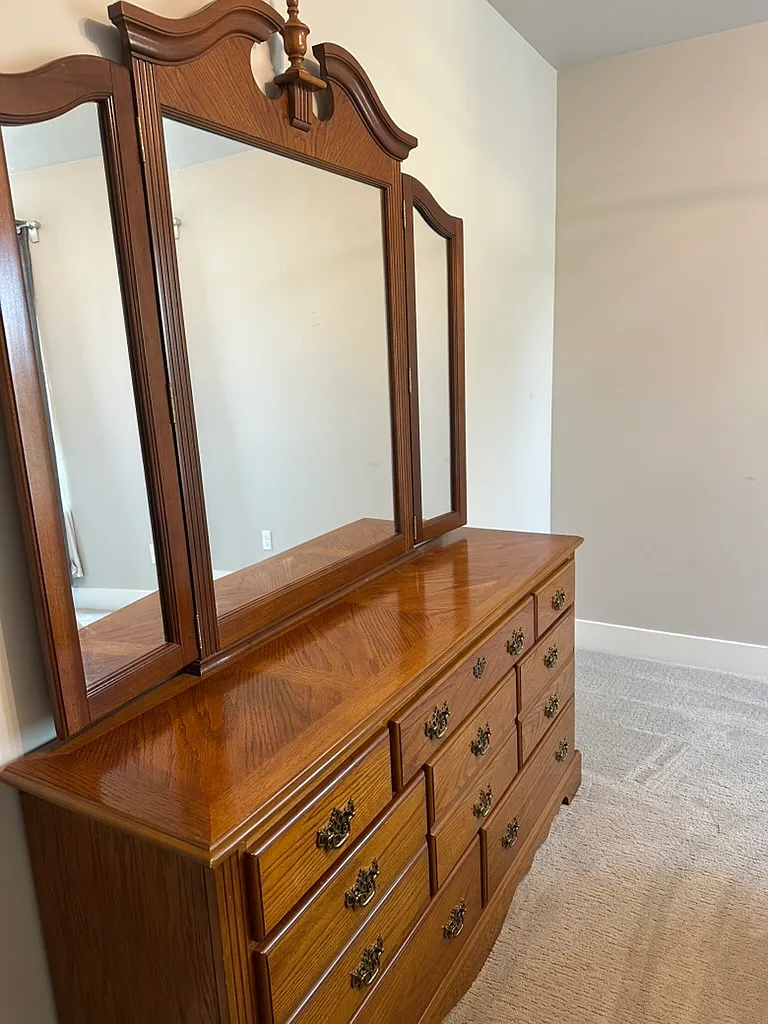 3 bed, 2.5 bath, 2000 sqft, $1,050 — Photo 2