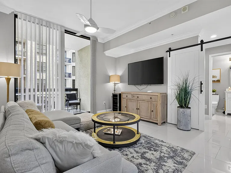 701 S Olive Ave #1205 — Photo 1