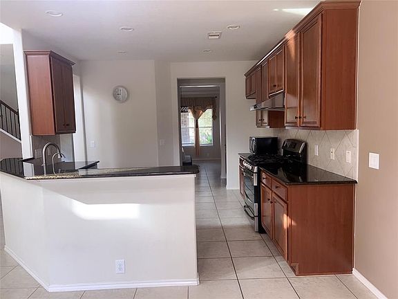 4th image of 26318 Cedar Pine Dr