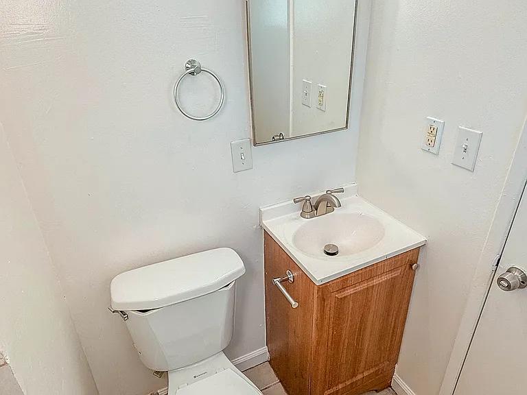 4520 Mesa Dr — Photo 13
