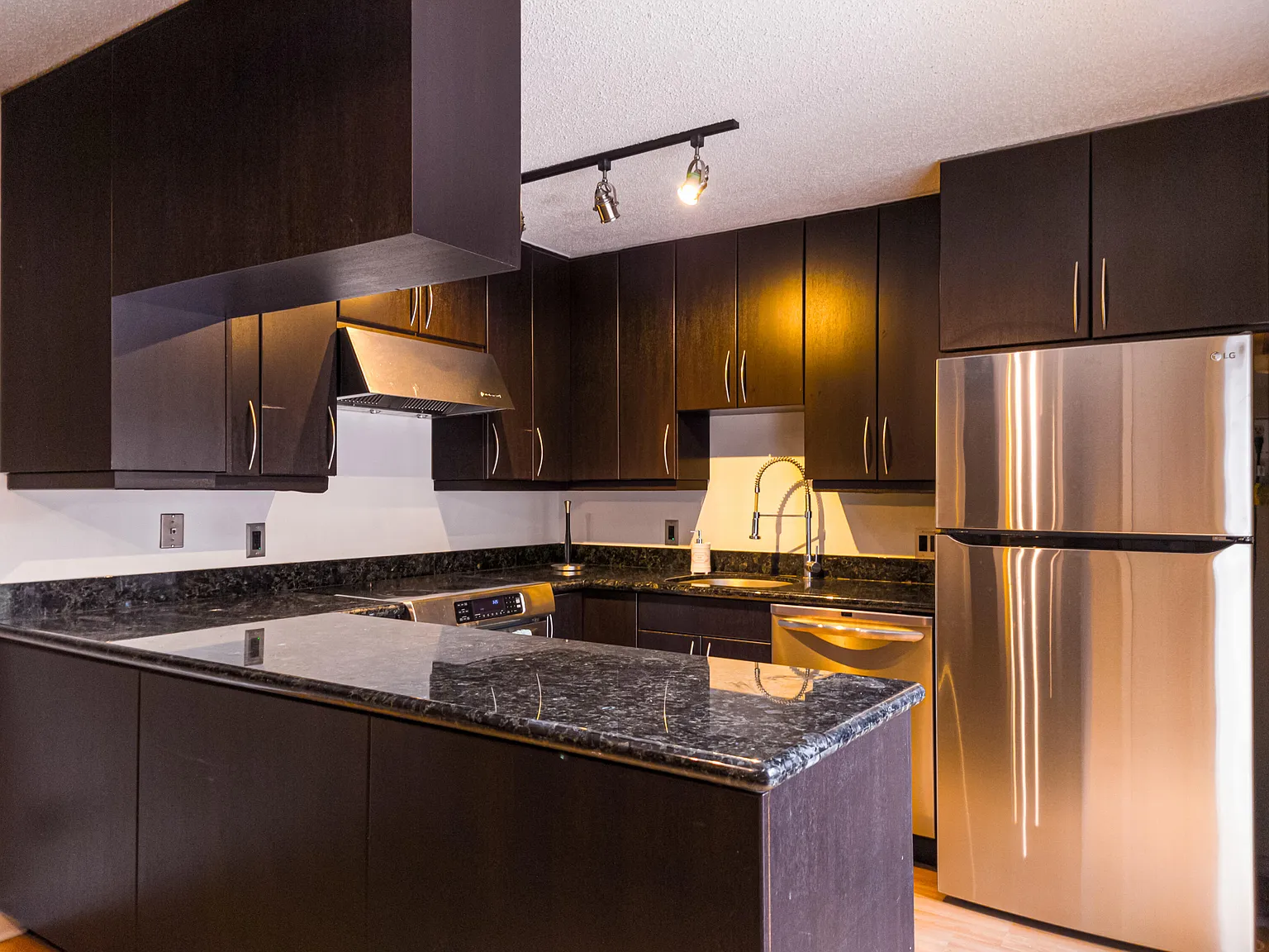 3118 Spanish Wells Dr — Photo 3