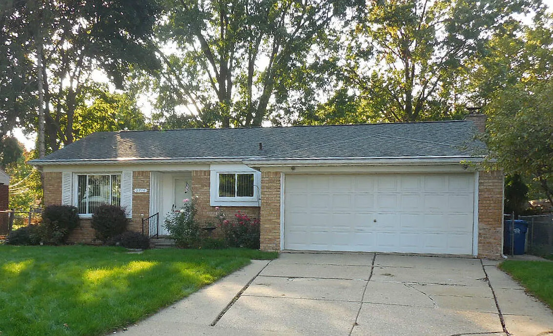 Building Photo - 2716 Hawks Ave