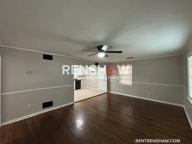 3238 Kenland Dr — Photo 2