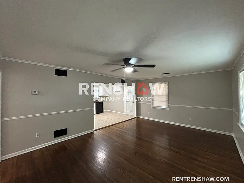 Building Photo - 3238 Kenland Dr