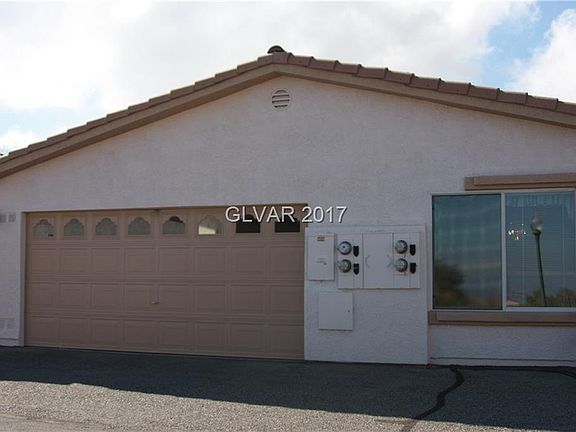 2nd image of 233 Big Horn Dr #7A