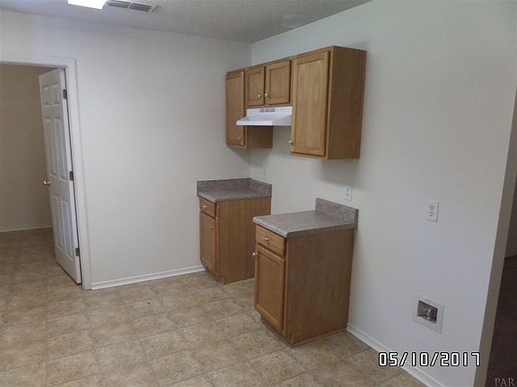 5th image of 6486 Skyline Dr