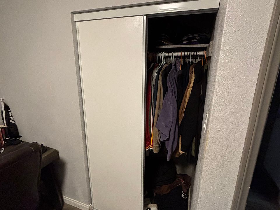 2nd image of 5091 54th St