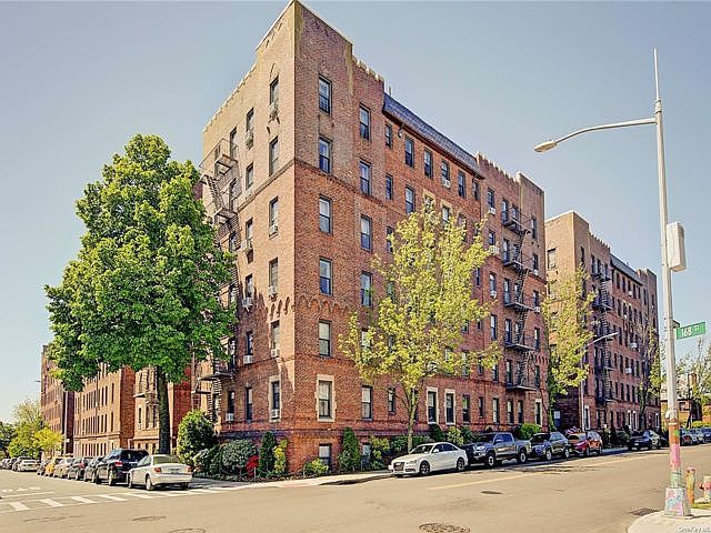 1st image of 167-10 Crocheron Ave #2E