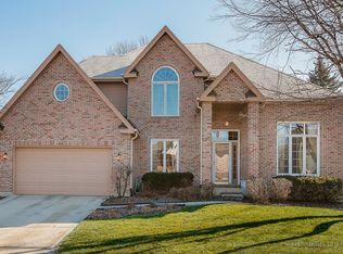 441 S Washington St, Westmont, IL 60559