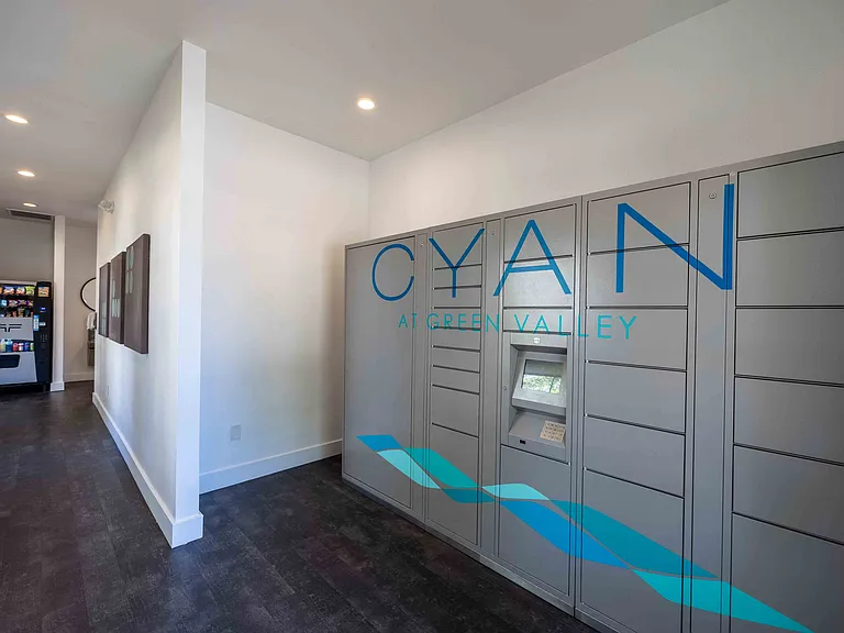 Cyan at Green Valley — Photo 42