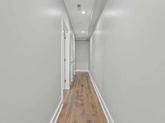 4th image of 2419 Benning Rd NE