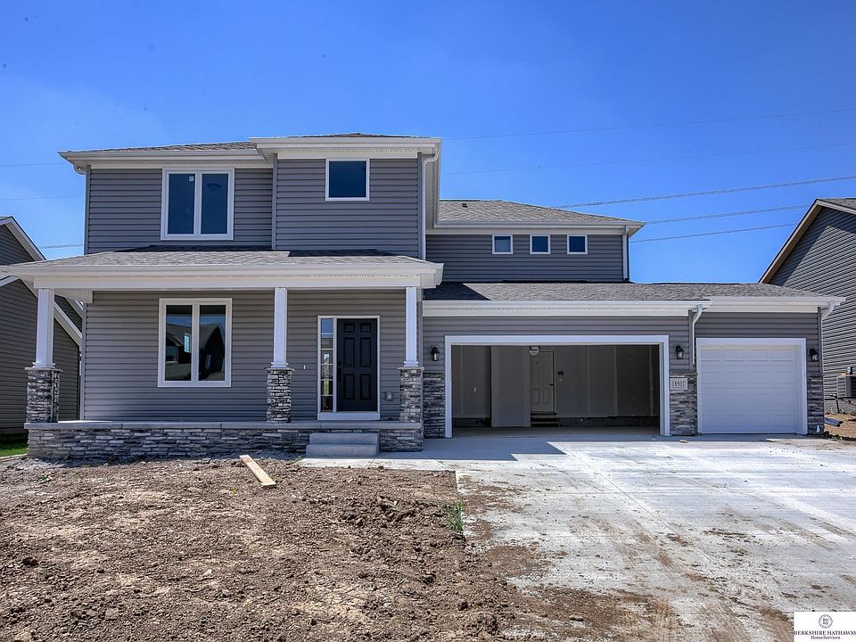 1st image of 18507 Olive Cir