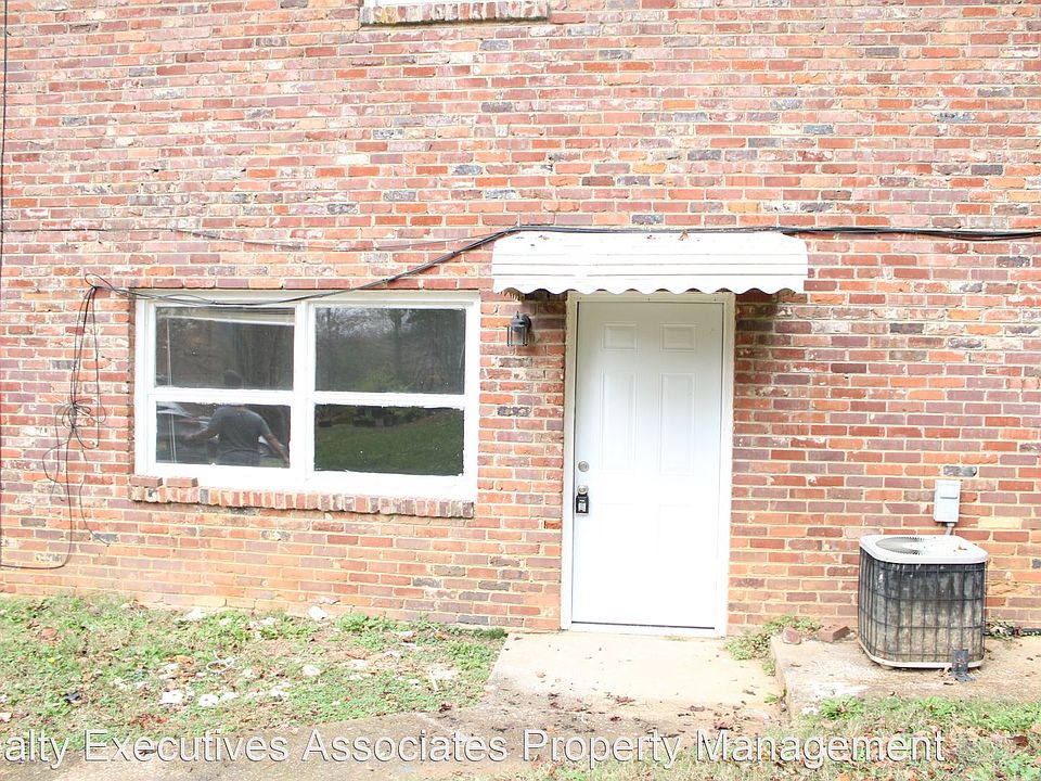 1st image of 400 Watauga Dr Unit 3