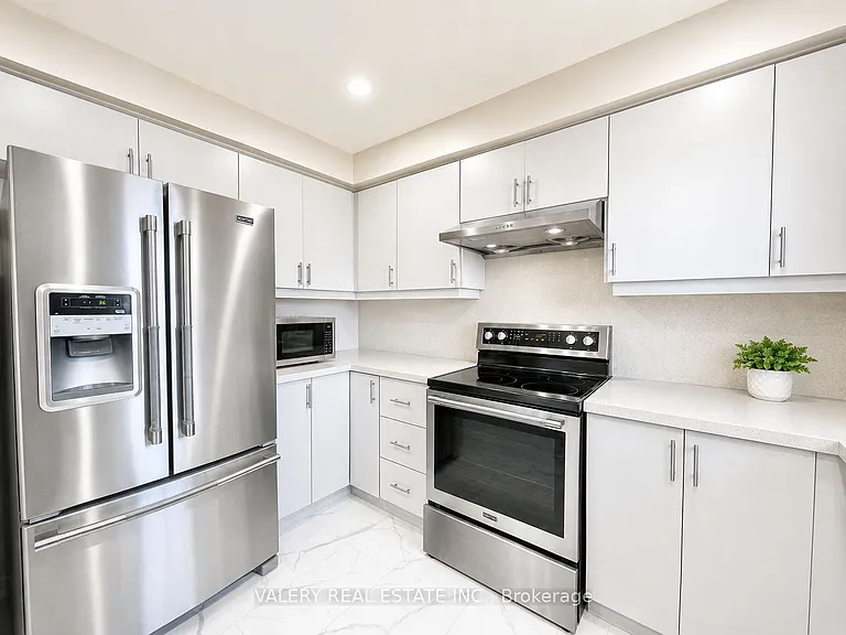 79 Port Union Rd — Photo 4