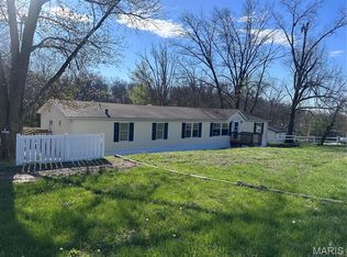 50 Brooks Ln, Winfield, MO