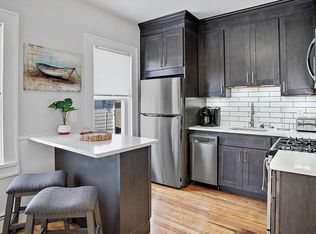 18 Roma St #2, Bristol, RI 02809