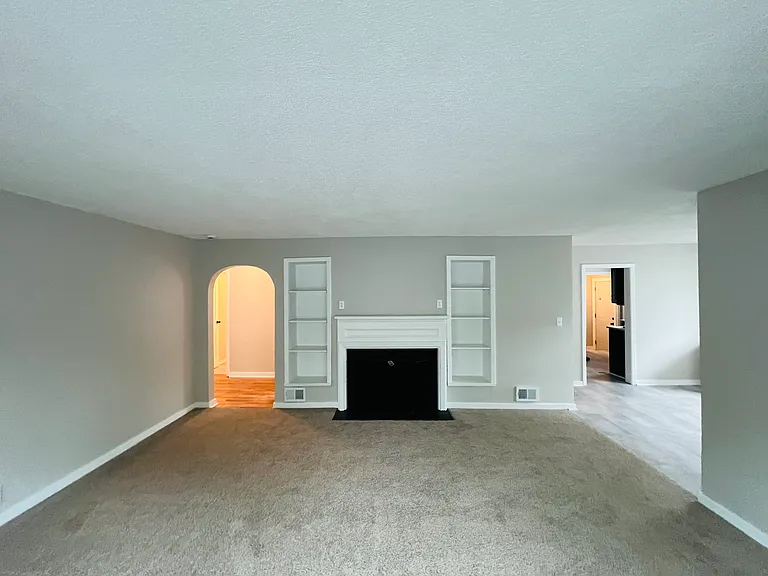 5825 Cleveland Ave — Photo 4
