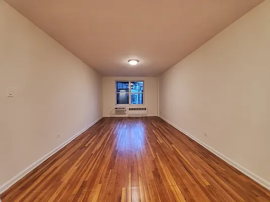 Rented by NYC Realty Brokers LLC | media 8