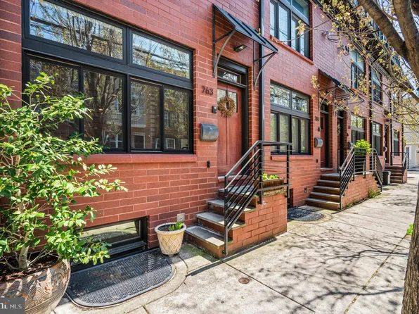 763 S 19th St, Philadelphia, PA 19146
