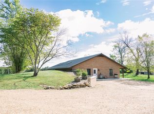 1932 Tappmeyer Rd, Owensville, MO 65066