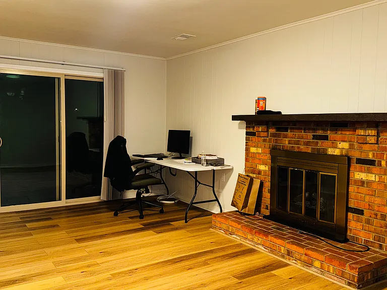 Cinnamon St — Photo 1
