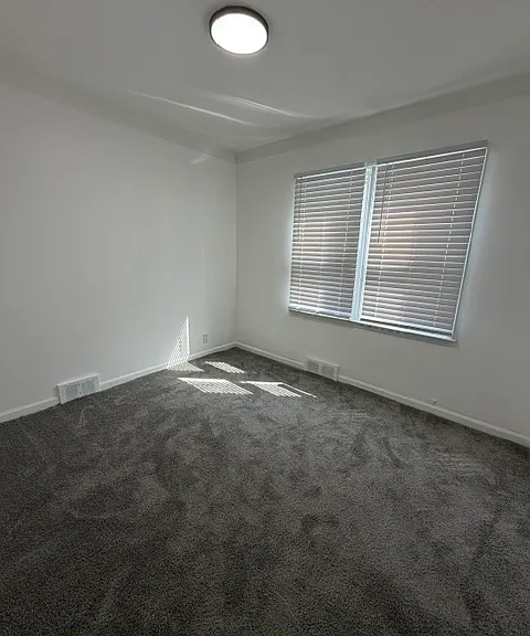 10945 Peerless St — Photo 14