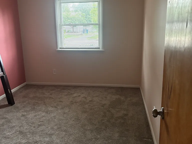 117 Harrington Ave #4 — Photo 14