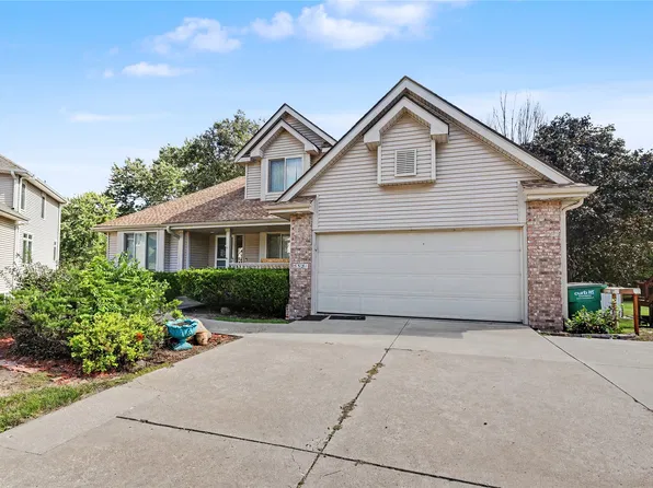 5321 69th St, Urbandale, IA 50322