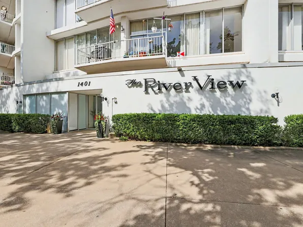 1401 W River Blvd APT 2D, Wichita, KS 67203