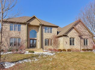 24410 Woodhall Ct, Naperville, IL 60564