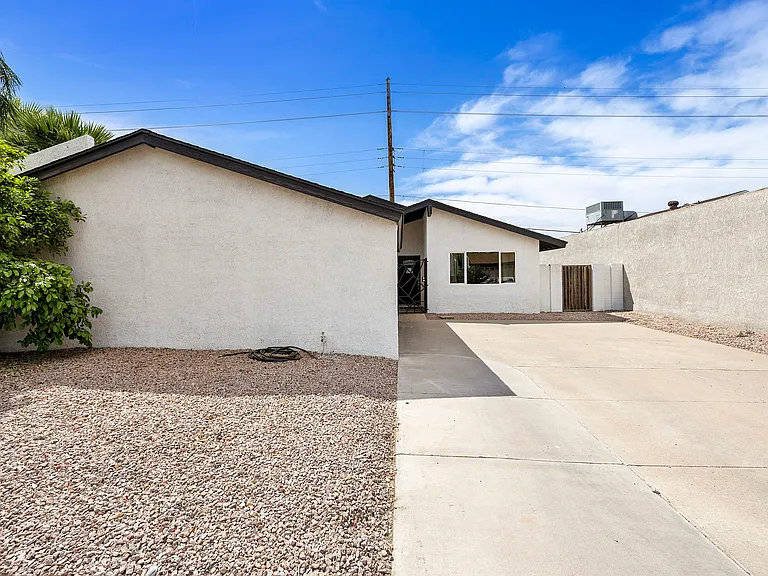 2214 N 87th Way — Photo 44